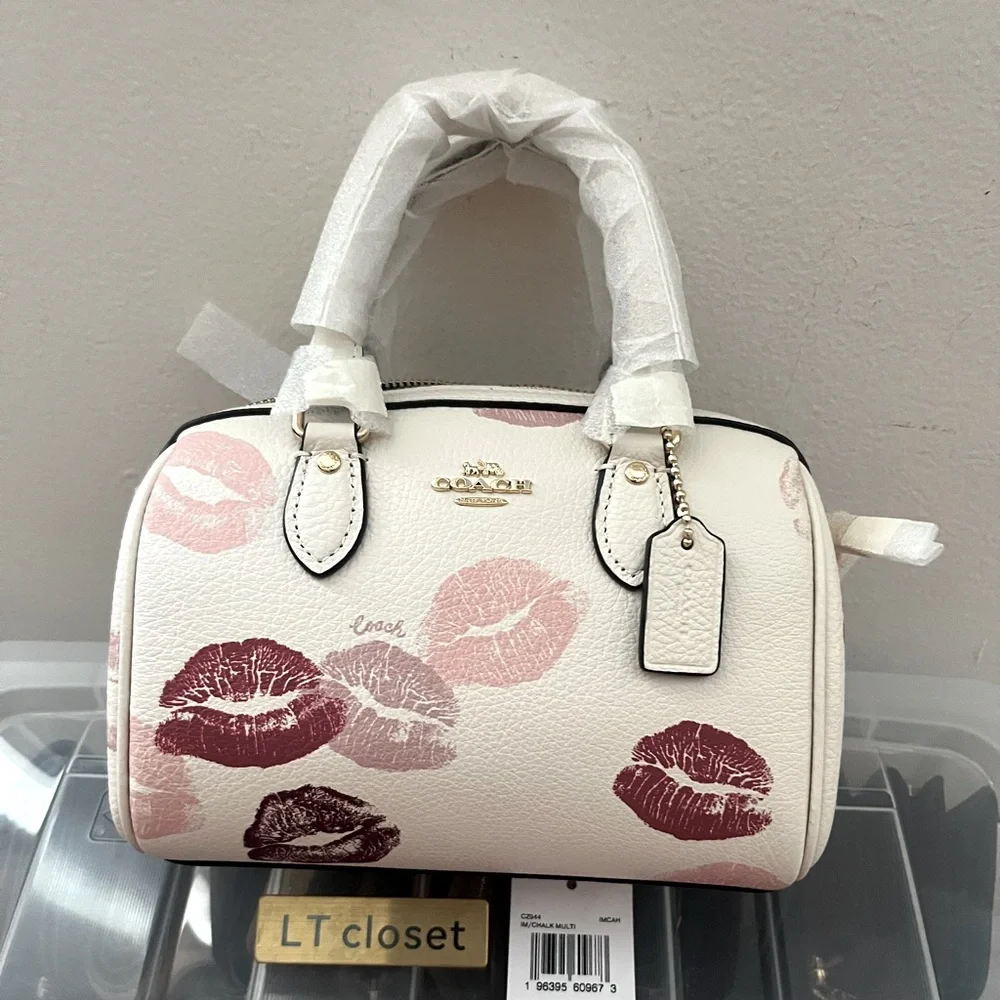 NWT Coach Mini Rowan Crossbody Bag With Lips Print CZ944 Brand New Packaged - Picture 4 of 9